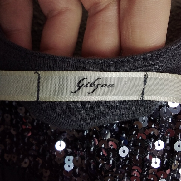 Gibson Gray Sequin Banded Hem Shirt - Picture 5 of 6